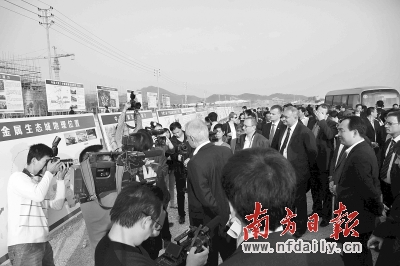 ��ꖽ�����I�ϰ�ġ�����ӛ��